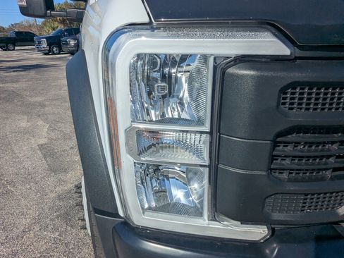 Used 2024 Ford F550 4x4 Crew Cab Super Duty image 10