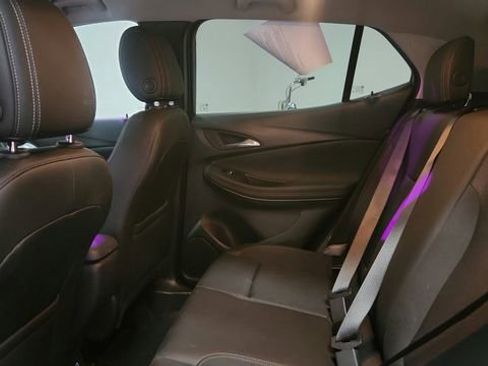 Used 2025 Buick Encore GX Preferred image 18