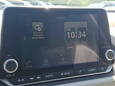 Used 2023 Nissan Rogue SL AWD/4WD image 17