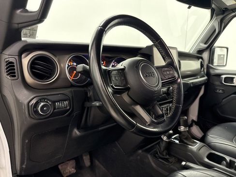 Used 2020 Jeep Wrangler Unlimited Sport image 18