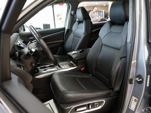 Used 2020 Acura MDX SH-AWD w/ Technology Package image 2