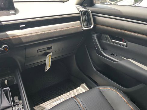 Certified 2025 MAZDA CX-50 AWD 2.5 Hybrid w/ Premium Pkg image 15