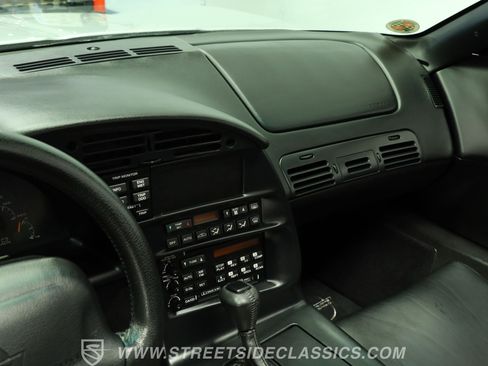 Used 1996 Chevrolet Corvette Convertible RWD image 40