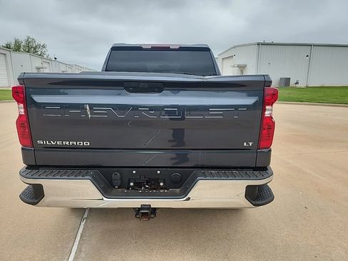 Used 2022 Chevrolet Silverado 1500 LT w/ Bed Protection Package AWD/4WD image 5