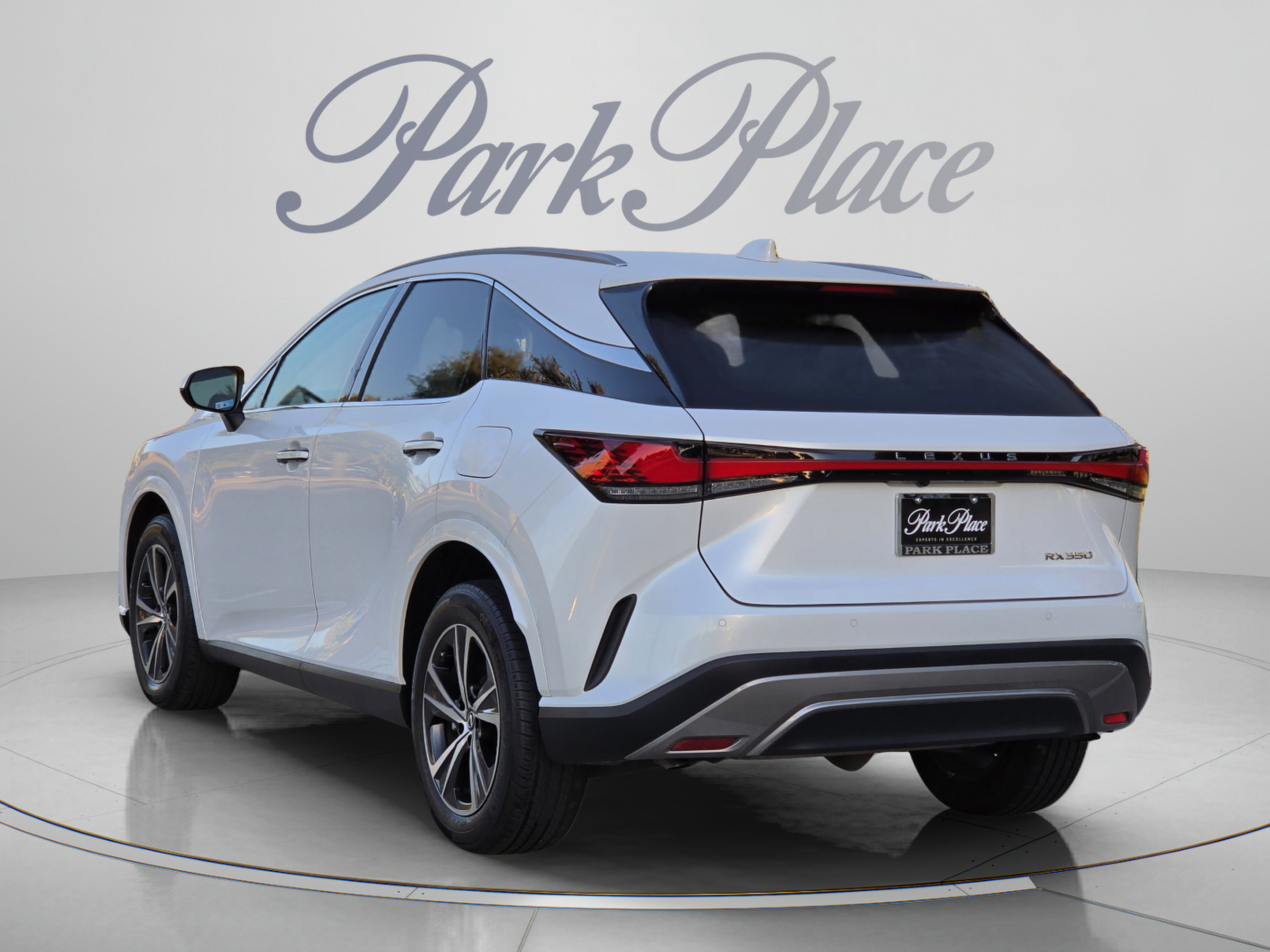 Used 2023 Lexus RX 350 Premium w/ Cold Area Package FWD image 3
