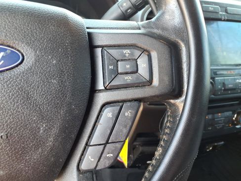 Used 2017 Ford F150 XLT w/ Equipment Group 302A Luxury image 16