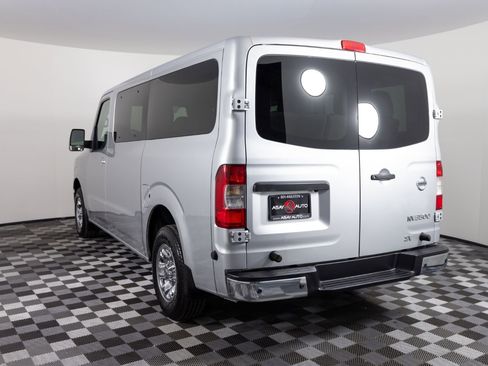 Used 2019 Nissan NV 3500 SV w/ Navigation Package image 6