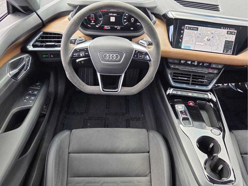 Used 2022 Audi e-tron GT Premium Plus AWD/4WD image 14