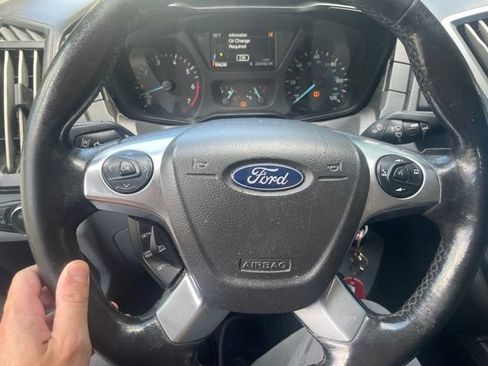 Used 2019 Ford Transit 350 XLT RWD image 9