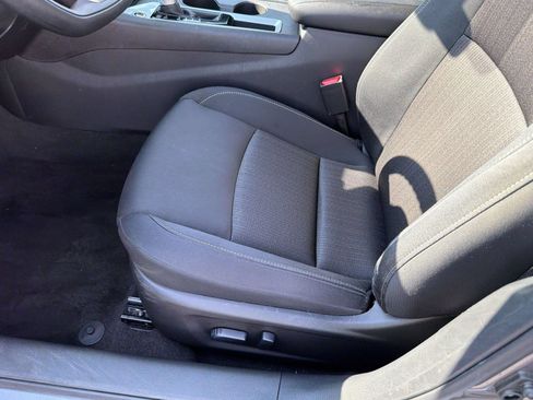 Certified 2025 Nissan Altima 2.5 SV FWD image 18