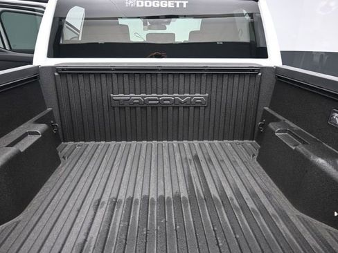 Used 2026 Toyota Tacoma SR AWD/4WD image 16