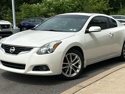 Used 2012 Nissan Altima 3.5 SR w/ Technology Pkg