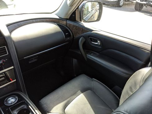 Used 2022 INFINITI QX80 Premium Select w/ Cargo Package image 16