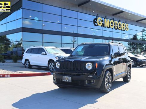 Used 2017 Jeep Renegade Latitude w/ Popular Equipment Group image 1