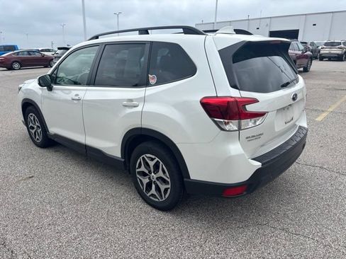 Used 2021 Subaru Forester Premium w/ Popular Package #1 AWD/4WD image 4