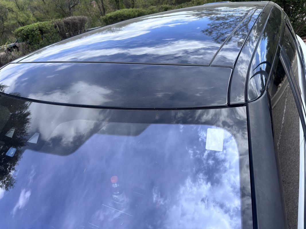 Used 2018 Land Rover Range Rover Velar S AWD/4WD image 17