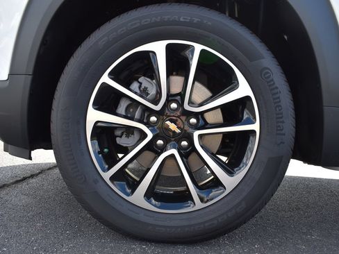 New 2026 Chevrolet TrailBlazer LT FWD image 18