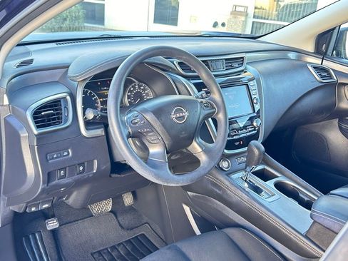 Used 2023 Nissan Murano S image 10