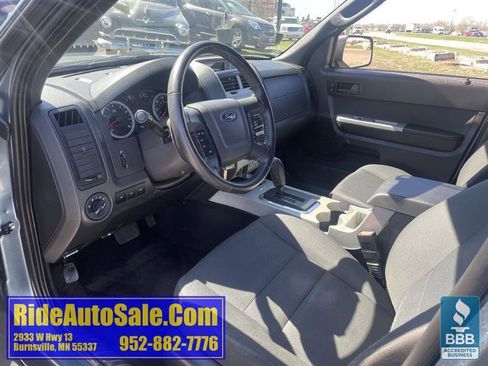 Used 2011 Ford Escape XLT w/ 202A Rapid Spec Order Code FWD image 10