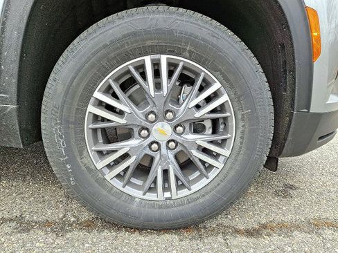 New 2026 Chevrolet Traverse LT image 5