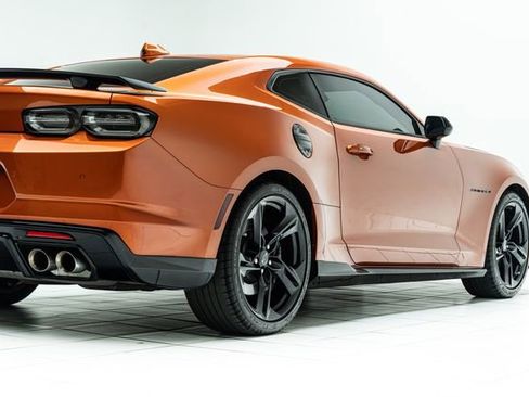 Used 2024 Chevrolet Camaro SS RWD image 13