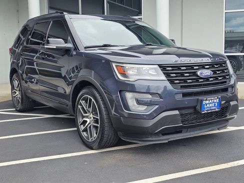 Used 2017 Ford Explorer Sport AWD/4WD image 7