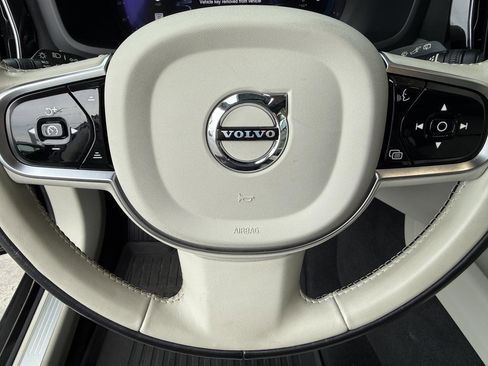 Used 2024 Volvo V60 B5 Cross Country Plus image 13