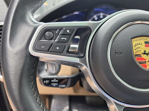 Used 2020 Porsche Cayenne AWD/4WD image 27
