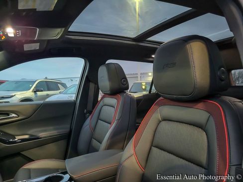 New 2026 Chevrolet Equinox RS w/ Safety and Technology Package image 9