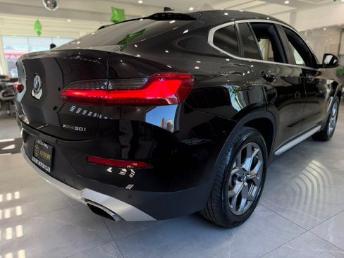 Used 2022 BMW X4 xDrive30i w/ Convenience Package AWD/4WD image 8