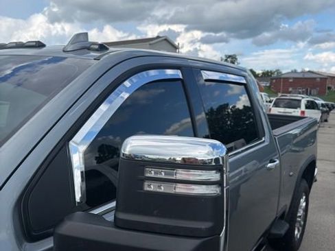 Used 2025 Chevrolet Silverado 2500 LTZ w/ LTZ Premium Package AWD/4WD image 7