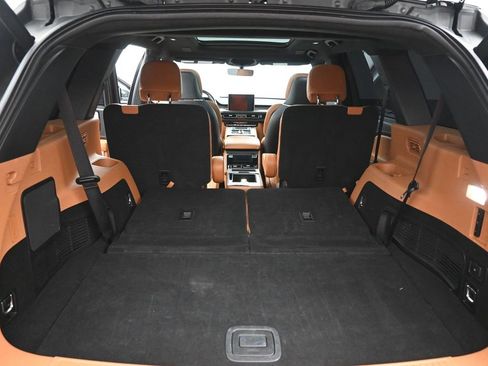 Used 2021 Lincoln Aviator Black Label w/ Dynamic Handling Package image 10