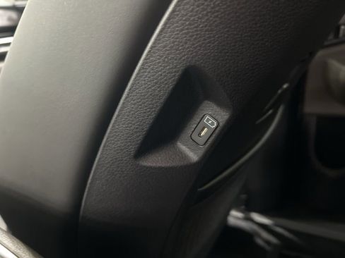 New 2026 Kia Carnival image 26