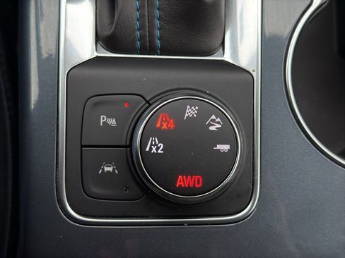 Certified 2024 Chevrolet Blazer RS w/ Driver Confidence II Package image 46