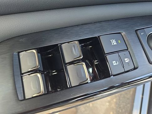 Certified 2025 Lexus ES 350 w/ Premium Package FWD image 8