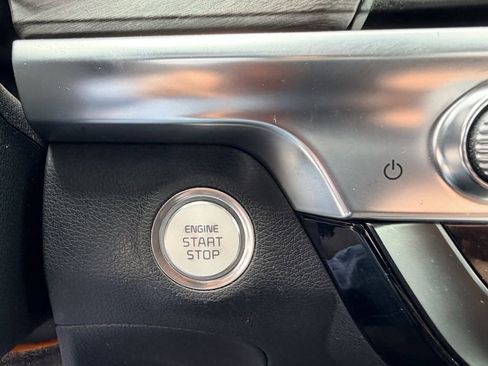 Used 2022 Kia Telluride EX w/ EX Premium Package image 32