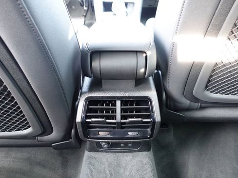 New 2025 Audi Q3 2.0T Premium image 27