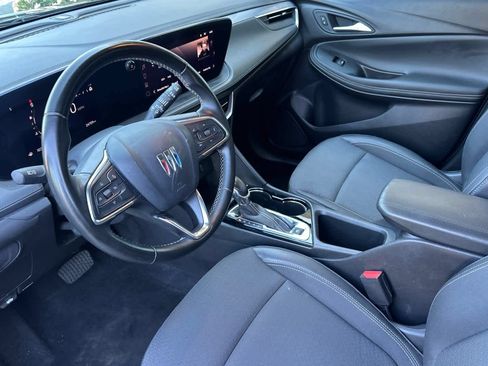 Used 2024 Buick Encore GX Preferred FWD image 12