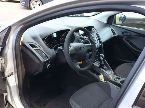 Used 2014 Ford Focus S image 8