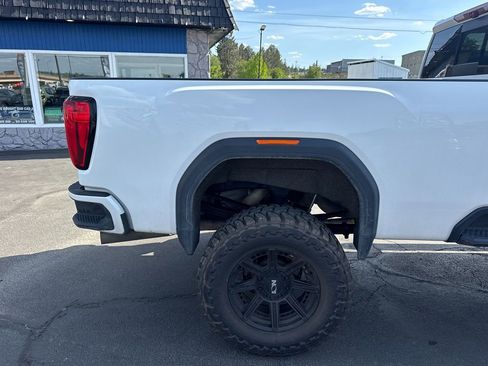 Used 2023 GMC Sierra 3500 Denali w/ Denali Ultimate Package AWD/4WD image 14