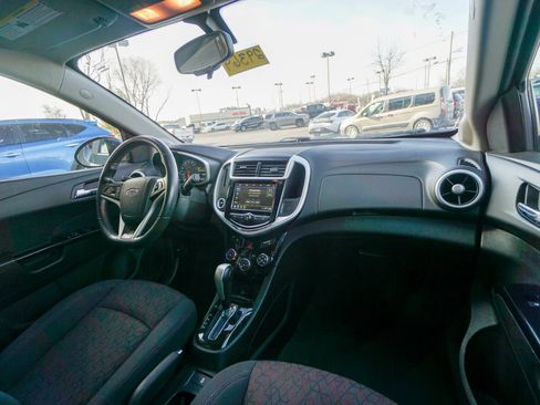 Used 2018 Chevrolet Sonic LT w/ Convenience Package image 14