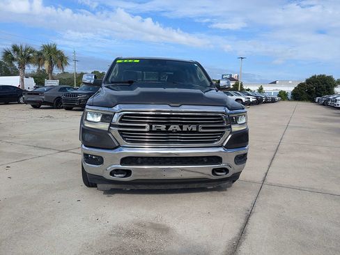 Used 2019 RAM 1500 Laramie AWD/4WD image 8