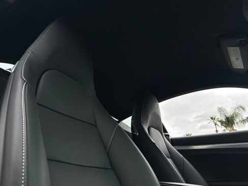 Used 2025 Porsche 718 Cayman image 18