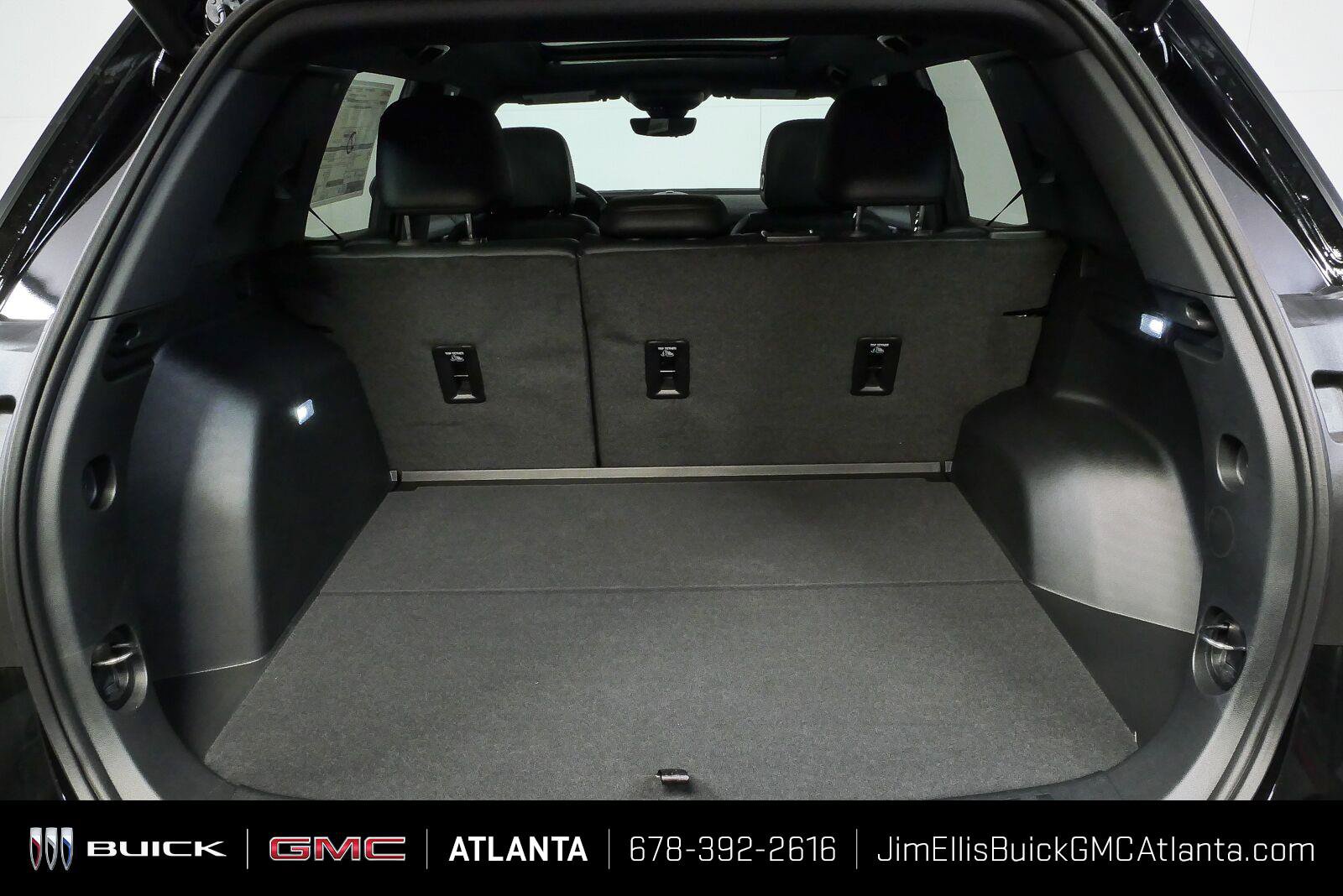 New 2027 GMC Terrain AT4 w/ Convenience Package III AWD/4WD image 29