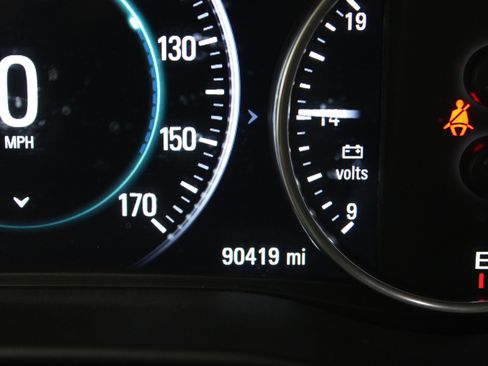 Used 2019 Buick Enclave Avenir w/ Avenir Technology Package FWD image 12