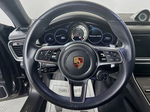 Certified 2019 Porsche Panamera GTS image 15