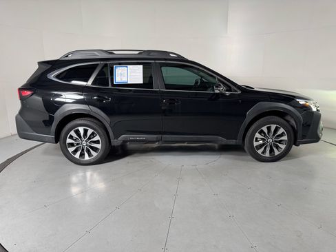 Used 2024 Subaru Outback Limited XT AWD/4WD image 6