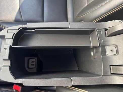 Used 2022 GMC Terrain AT4 w/ Infotainment Package II image 34