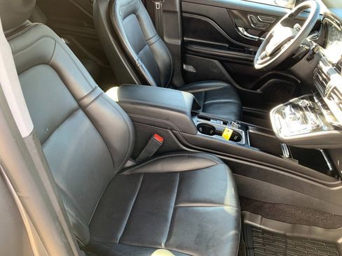 Certified 2022 Lincoln Corsair AWD w/ Equipment Group 101A image 12