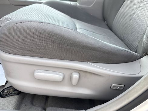 Used 2008 Toyota Camry SE FWD image 14